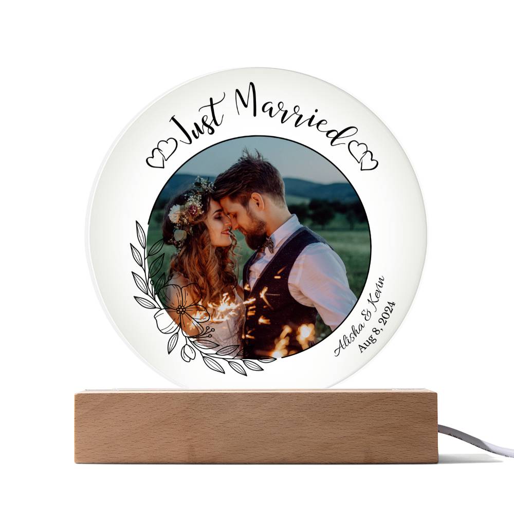 Personalized | Acrylic Circle Wedding Plaque