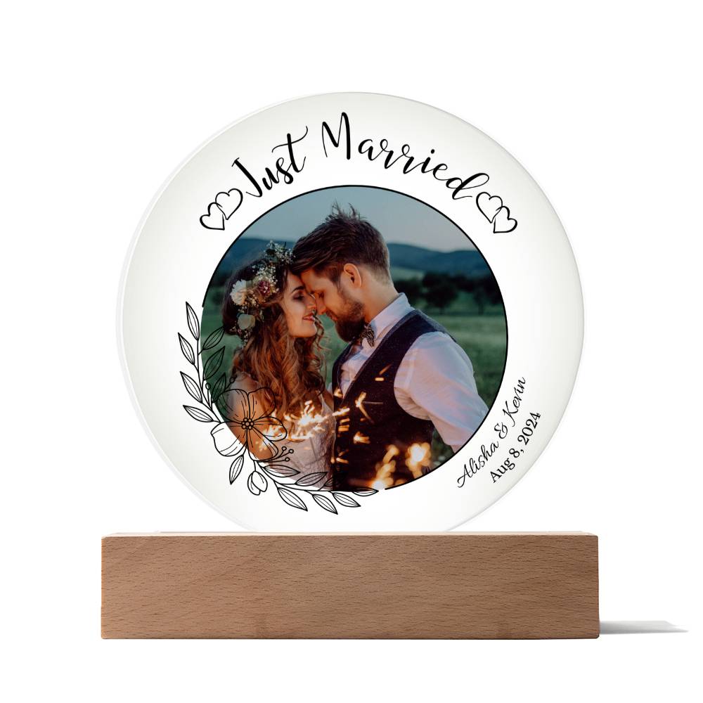 Personalized | Acrylic Circle Wedding Plaque