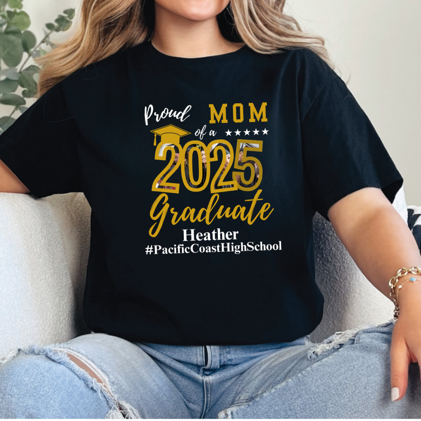 Proud Mom of a 2025 Graduate | T Shirt