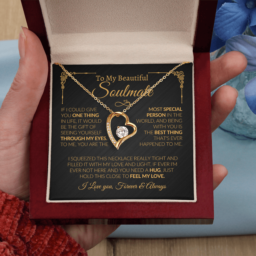 elegant heart necklace symbolizing unconditional love and appreciation