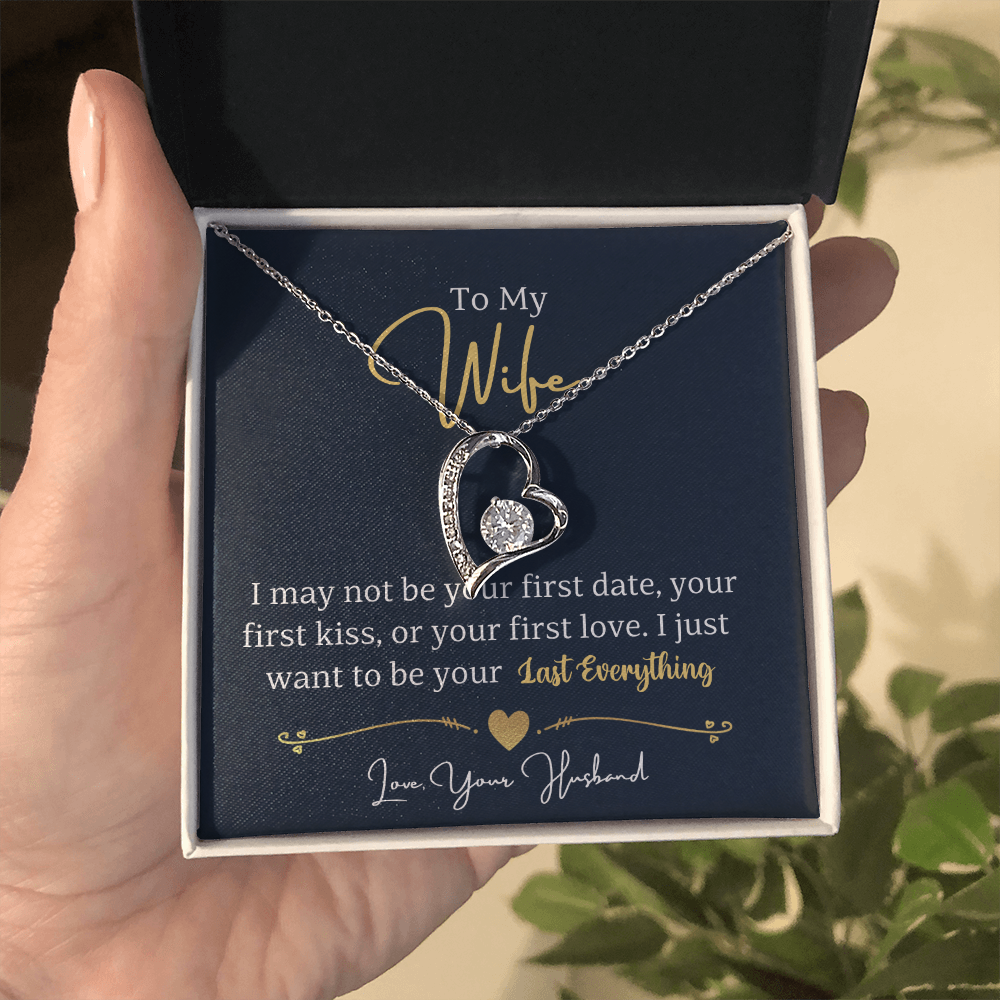 romantic necklace gift for wife with sparkling heart pendant